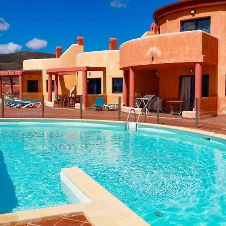 La Vie Est Belle, By Comfortable Luxury Apartment *